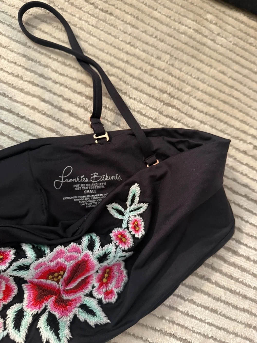 Frankie’s Bikinis Black Floral Strapless Top